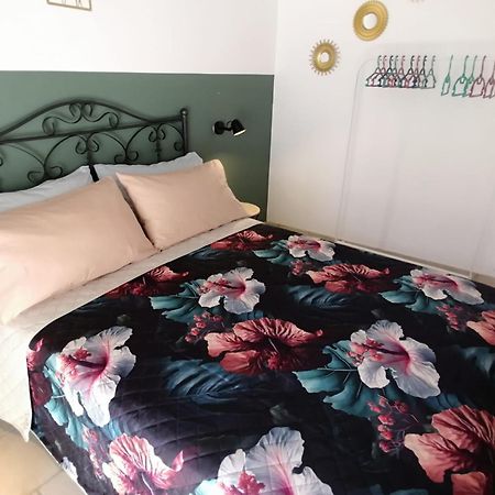 Il Vicoletto Sul Castello Appartement Napels Buitenkant foto