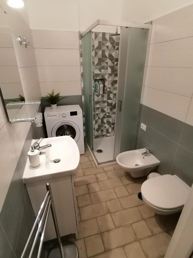 Il Vicoletto Sul Castello Appartement Napels Buitenkant foto