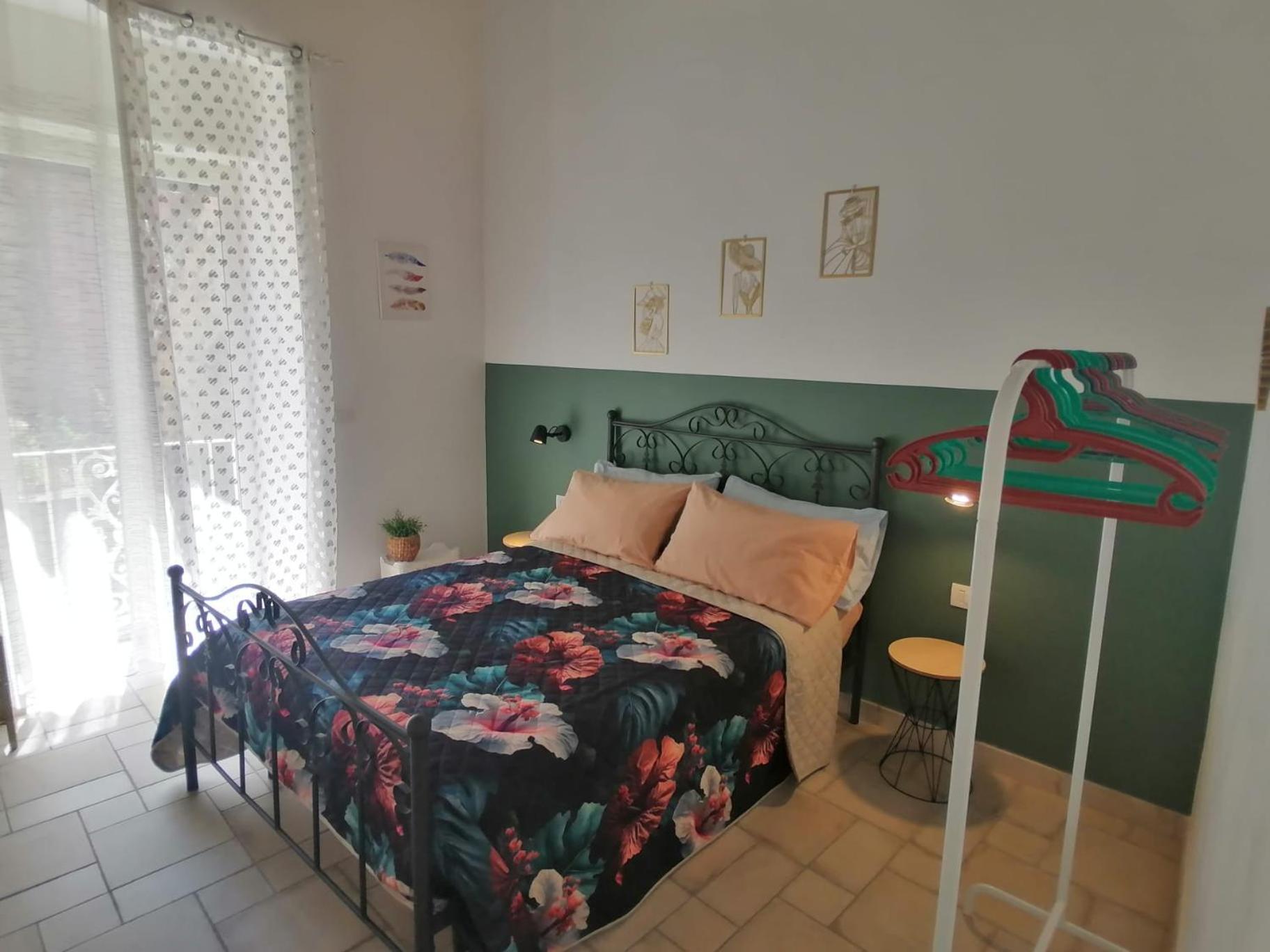 Il Vicoletto Sul Castello Appartement Napels Buitenkant foto